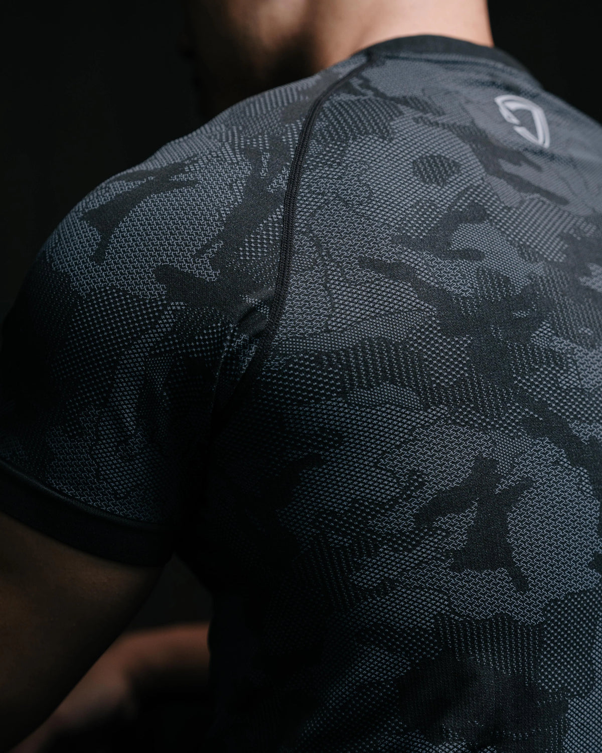 Camo Seamless Form-Fit Top