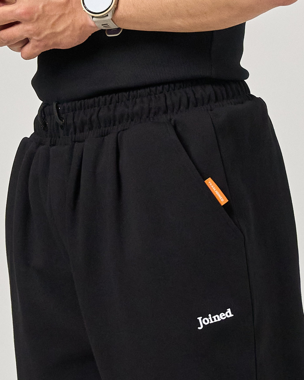 color_Black