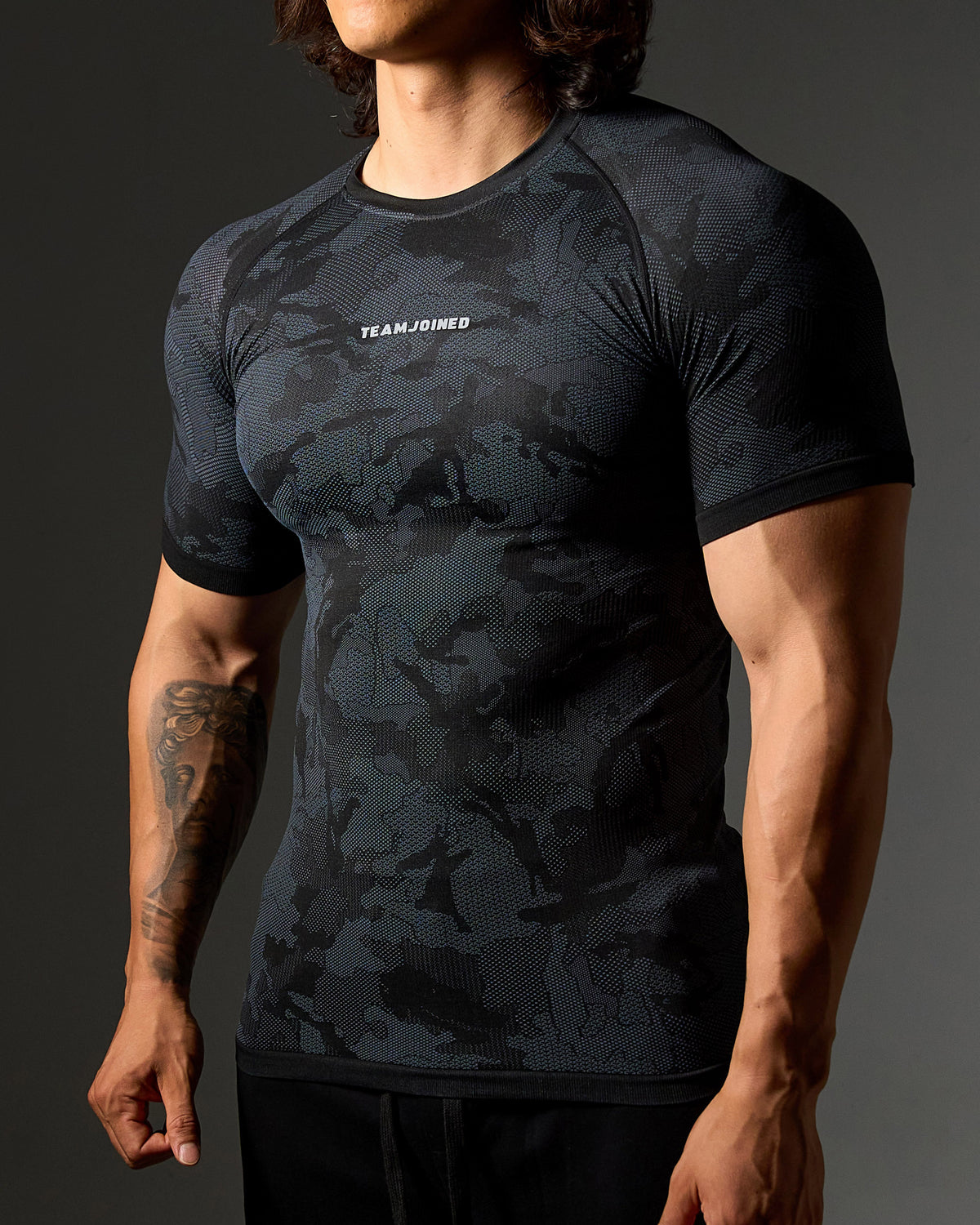 Camo Seamless Form-Fit Top