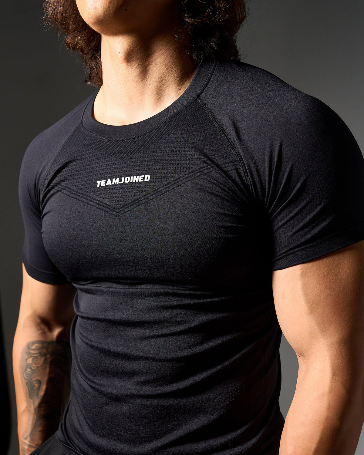 Vector Seamless Form-Fit Top