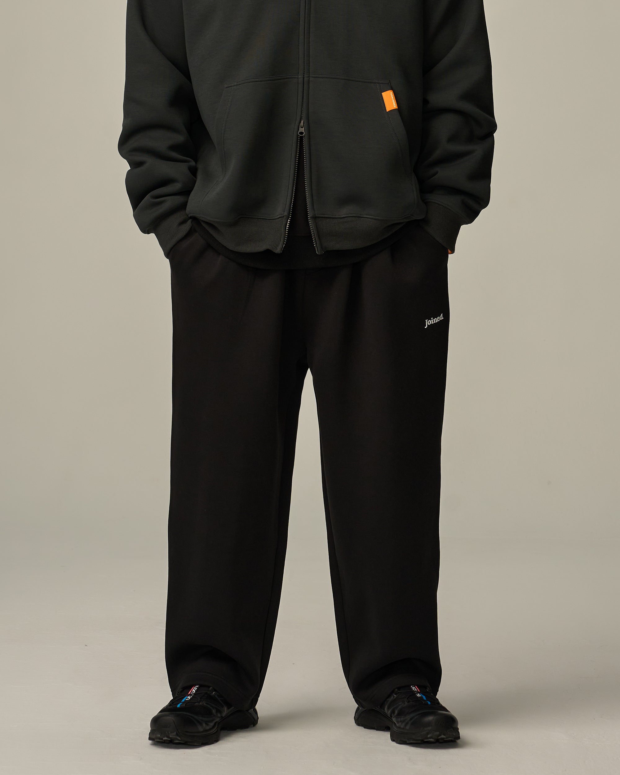 color_Black