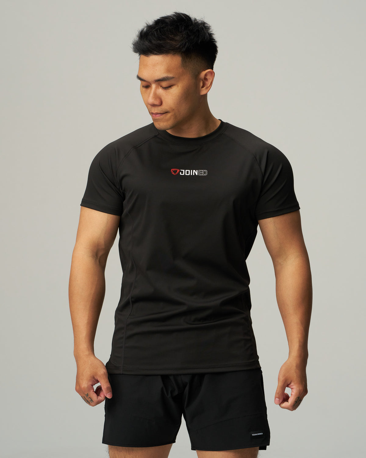 Full Logo Form-Fit Top