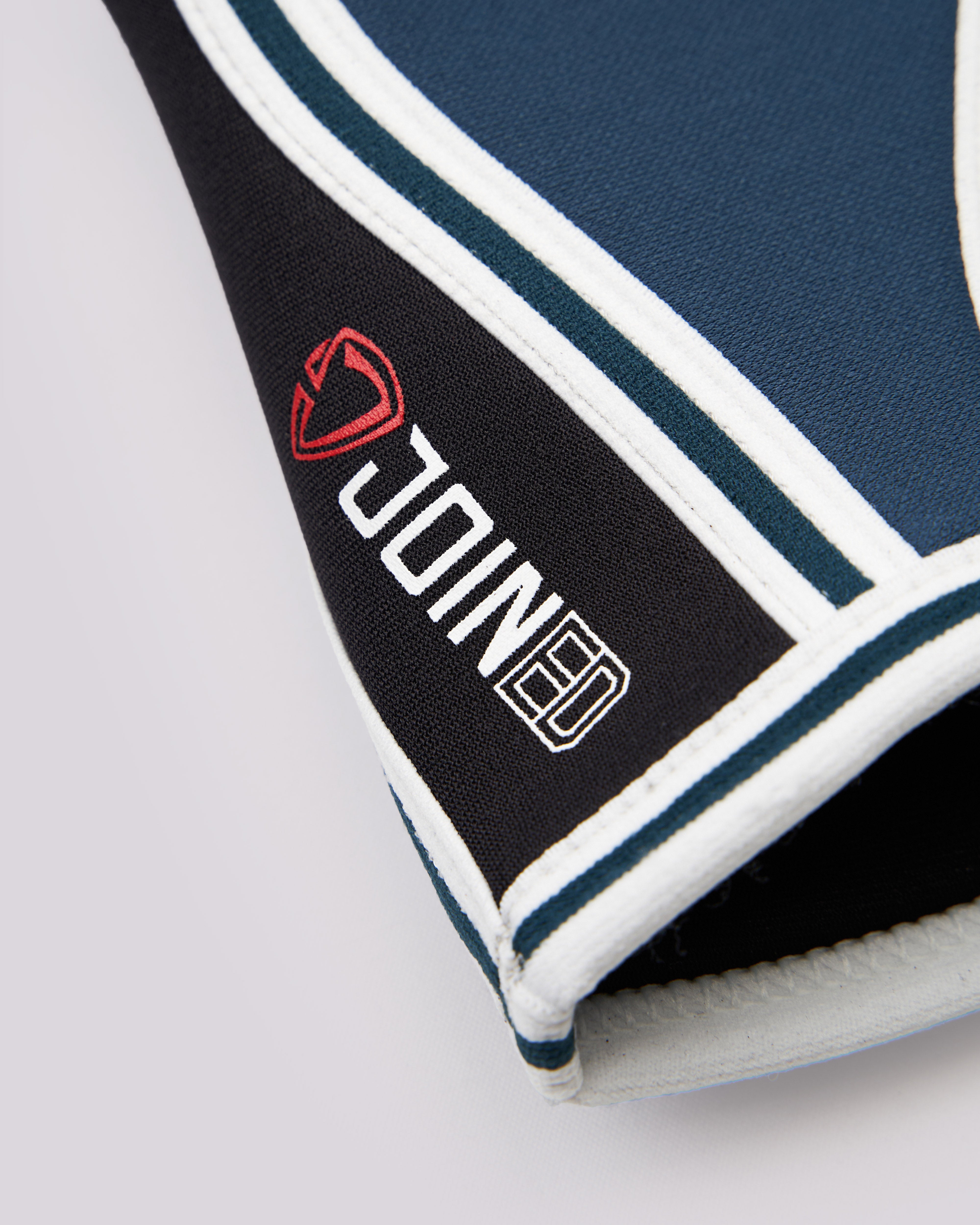 color_navy